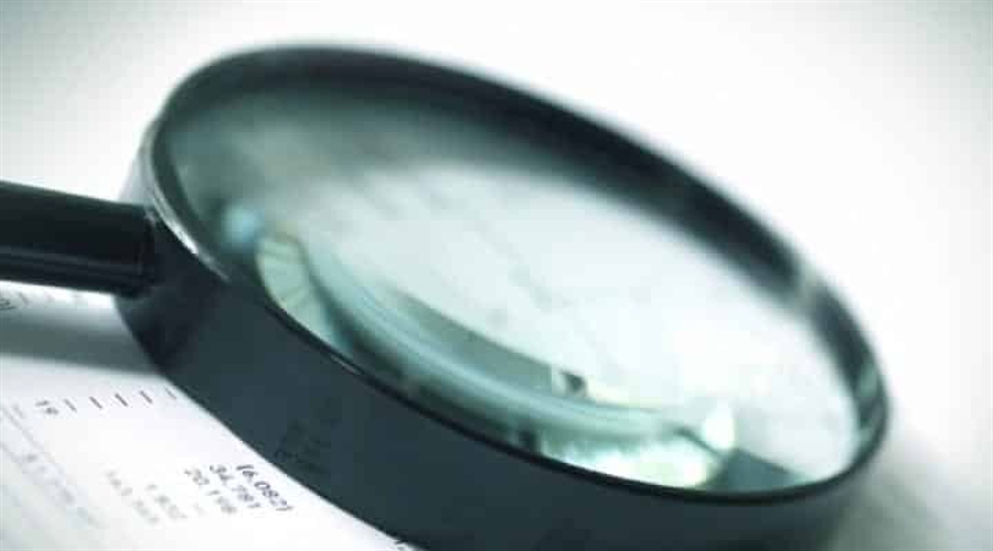 特斯拉股价下跌超过3%,影响纳斯达克100指数走势