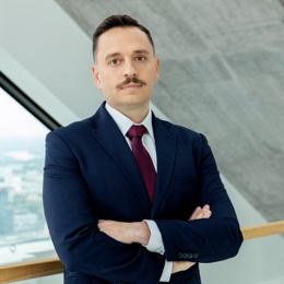 纳斯达克指数现已突破19100.00大关，最新报19099.84，日内涨幅达到0.39%