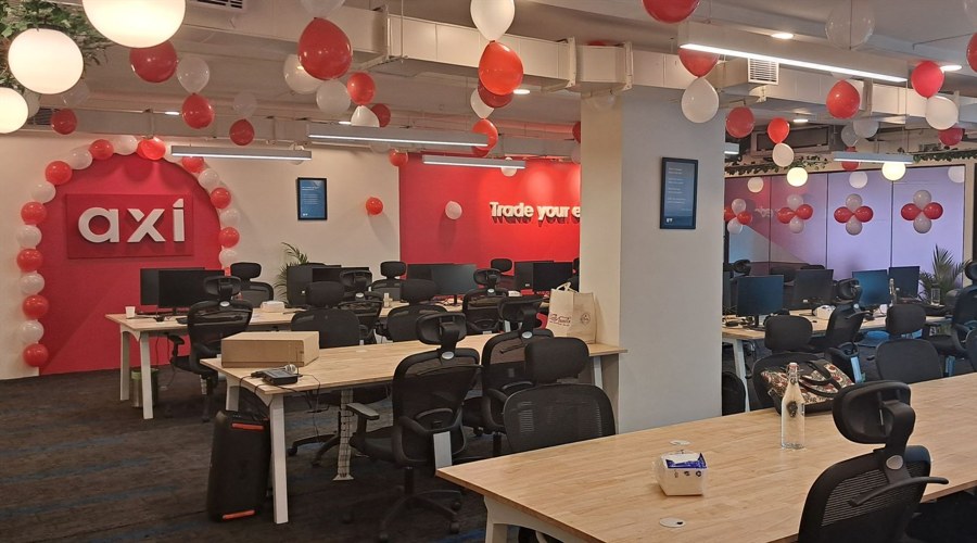 恒指牛熊街货比(56:44)︱2月27日