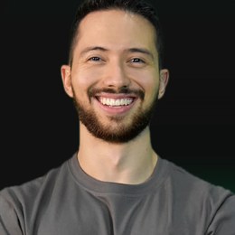 英国财政大臣表示,尽管特朗普威胁要大范围征收贸易关税,仍然希望与美国加强经济合作,以规避这些潜在的关税。他指出,在特朗普首次就任总统时,英美之间的贸易和投资得到了显著增长,因此他对当前形势仍持乐观态度。